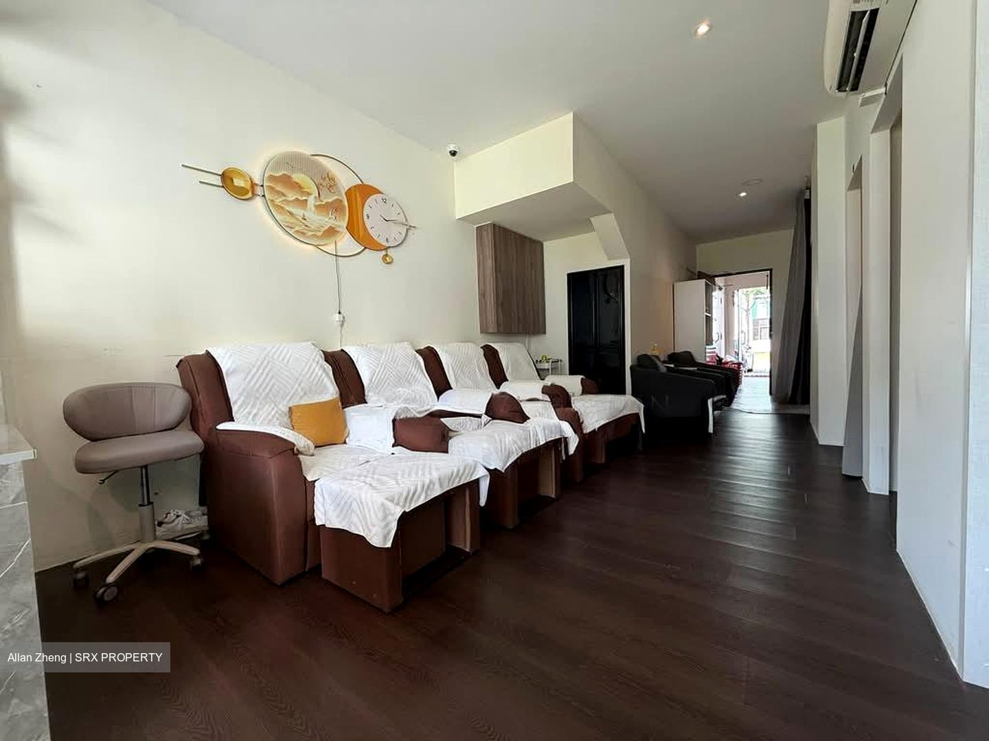 Hong Kah Ville (D22), Shop House #568000611
